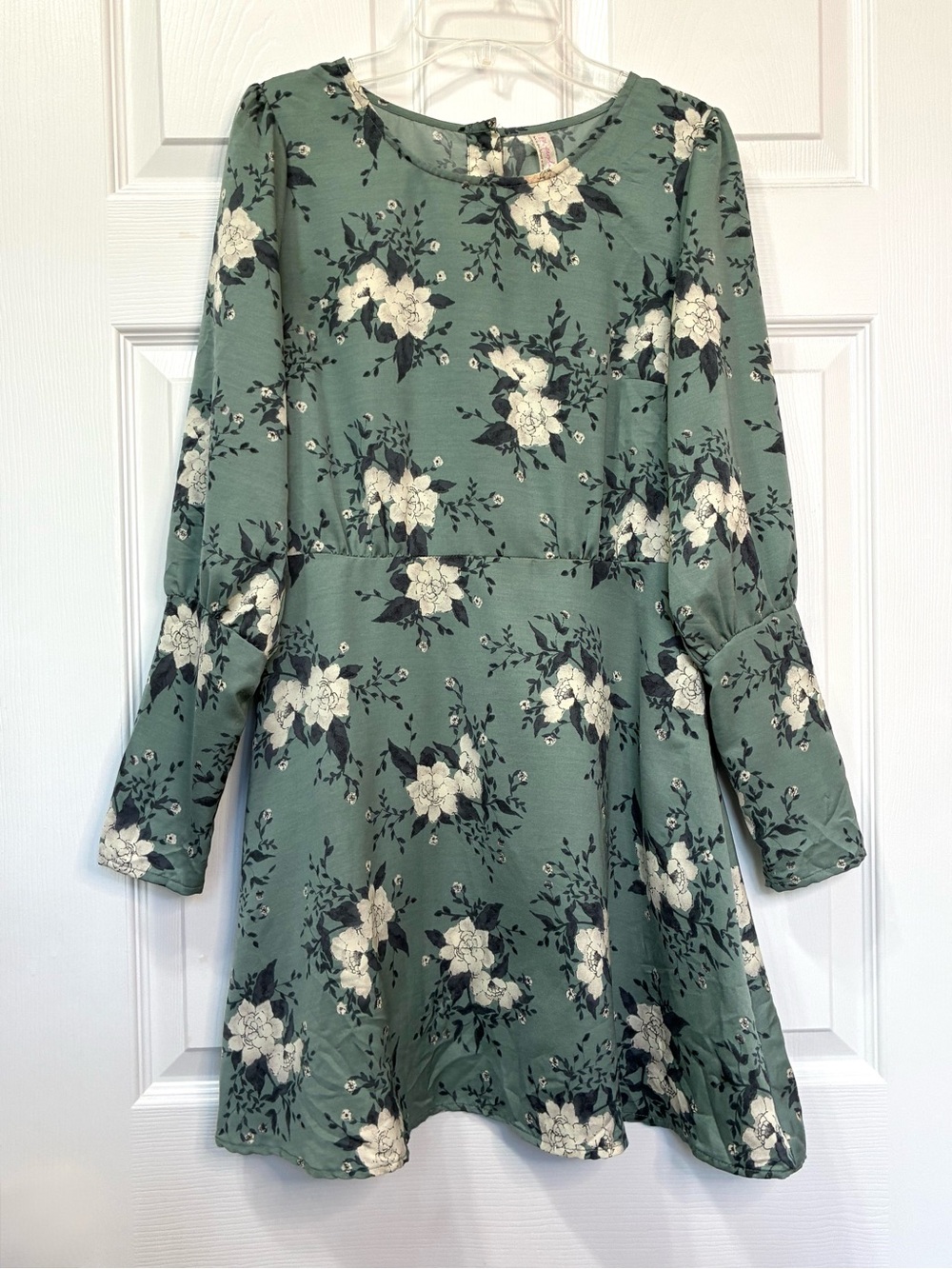Free People Parker Floral Dress Women’s 2 Button Back Side Zip 3 Button Cuffs